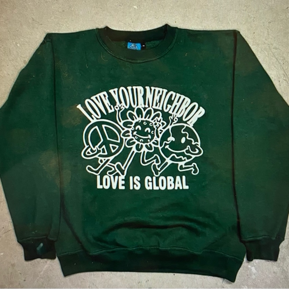 Gone Global “Love Your Neighbor” Crewneck Sweatshirt Size Small